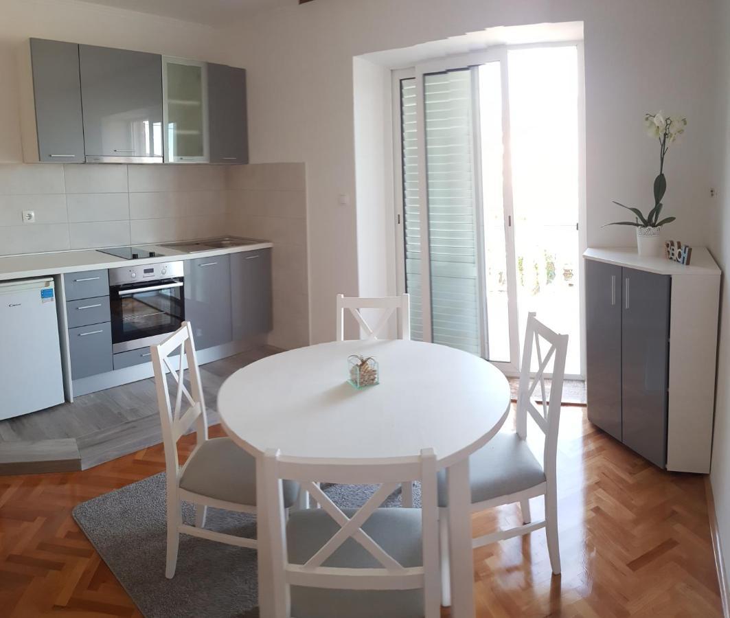 Anka Bunic Bed and Breakfast Rab Town Buitenkant foto