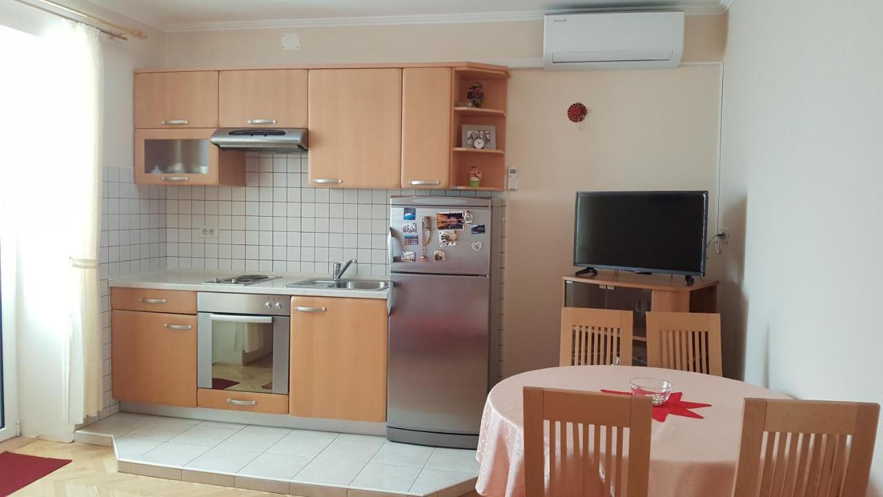 Anka Bunic Bed and Breakfast Rab Town Buitenkant foto